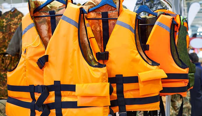 The Differences Between A Life Jacket And PFD - Globo Surf