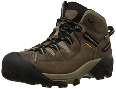 comfortable hiking boots for wide feet